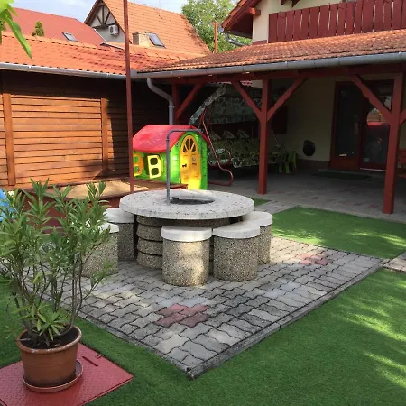 Casa de hóspedes Tünde Tiszakécske